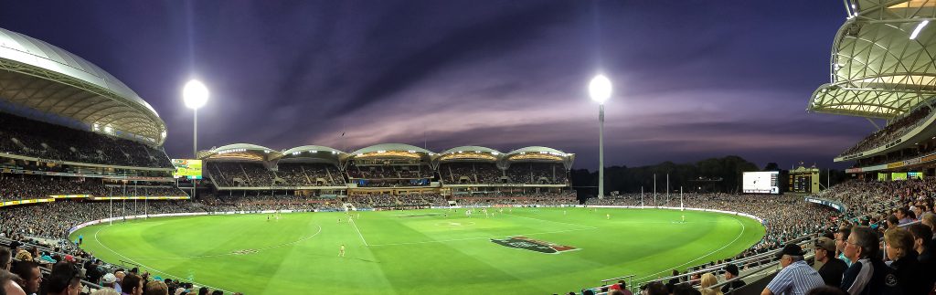 101-things-to-see-and-do-in-geelong-Simonds-Stadium-AFL-photo-by-Stephen-Beaumont