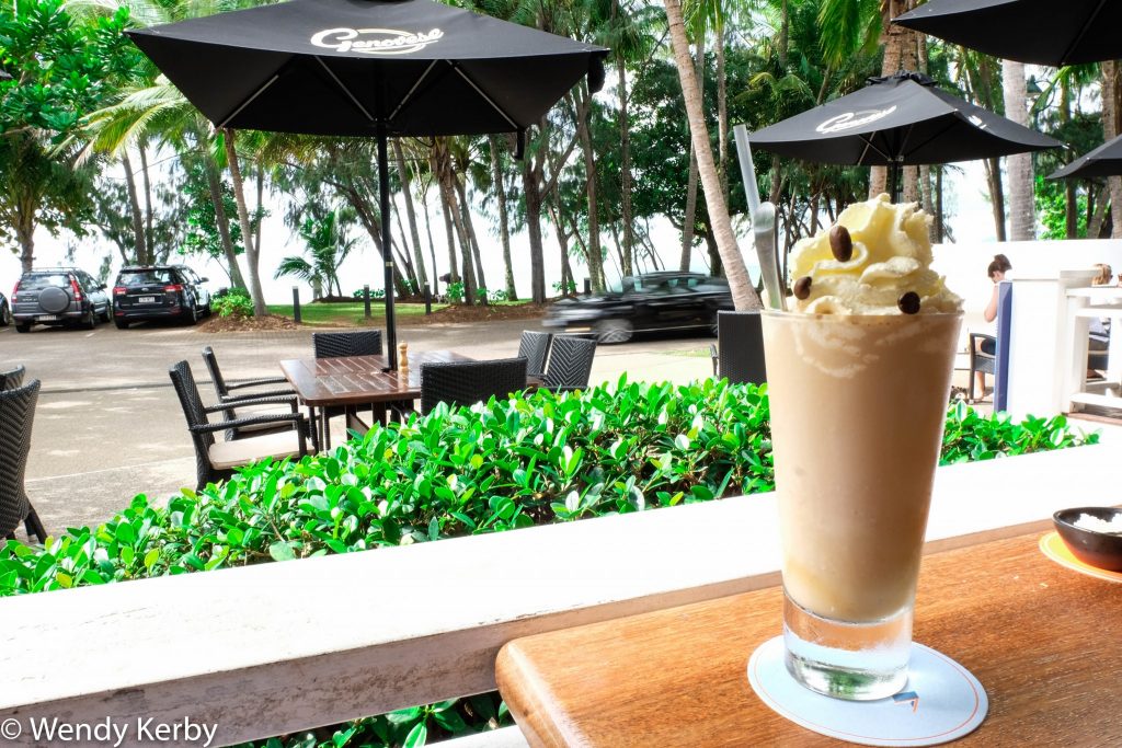 Palm+Cove+Beach+What+is+Palm+Cove+like+What+to+do+in+Palm+Cove+cafe+restaurants+coffee