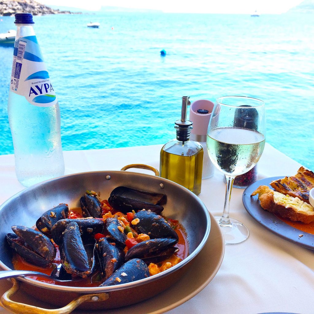 Oia+Santorini+Ammoudi+Bay+Restaurants+Seafood+Port13