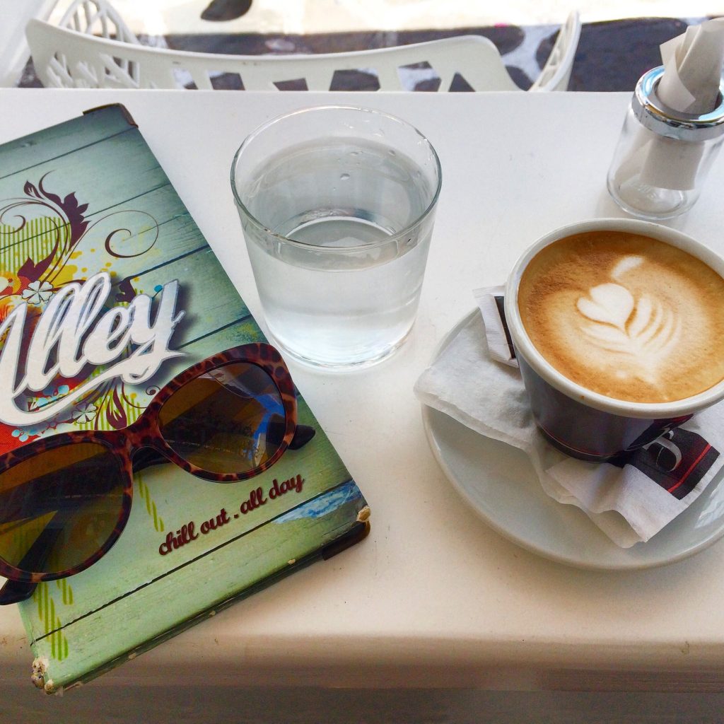Mykonos+where+to+find+coffee+Alley